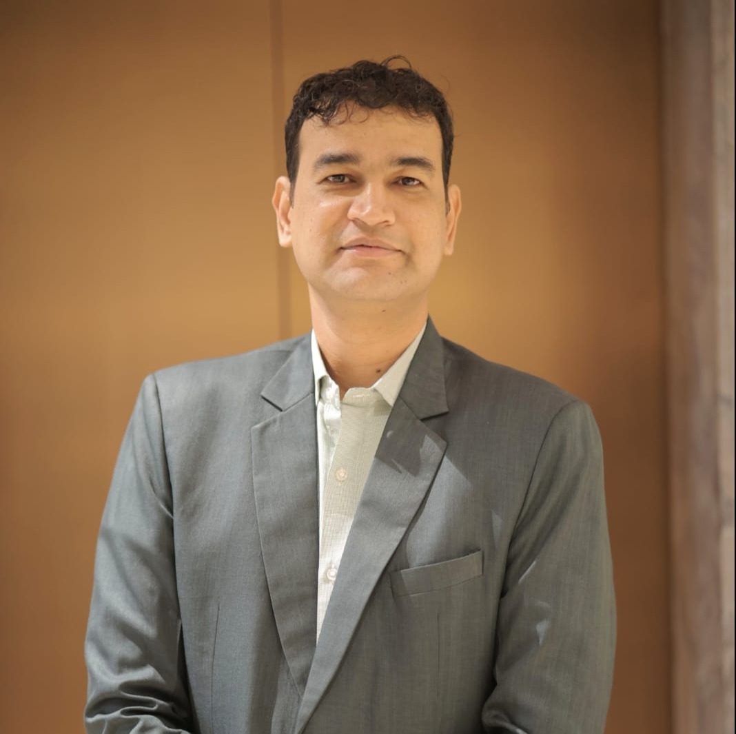 Amresh B Tiwari | Vanguard Financial Services | Ahmedabad