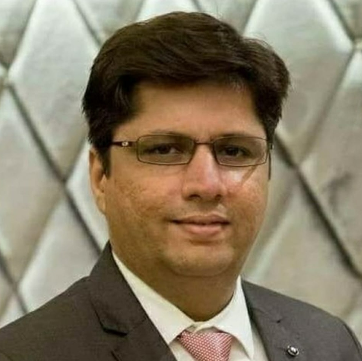 Hitesh Thakkar | undefined | undefined