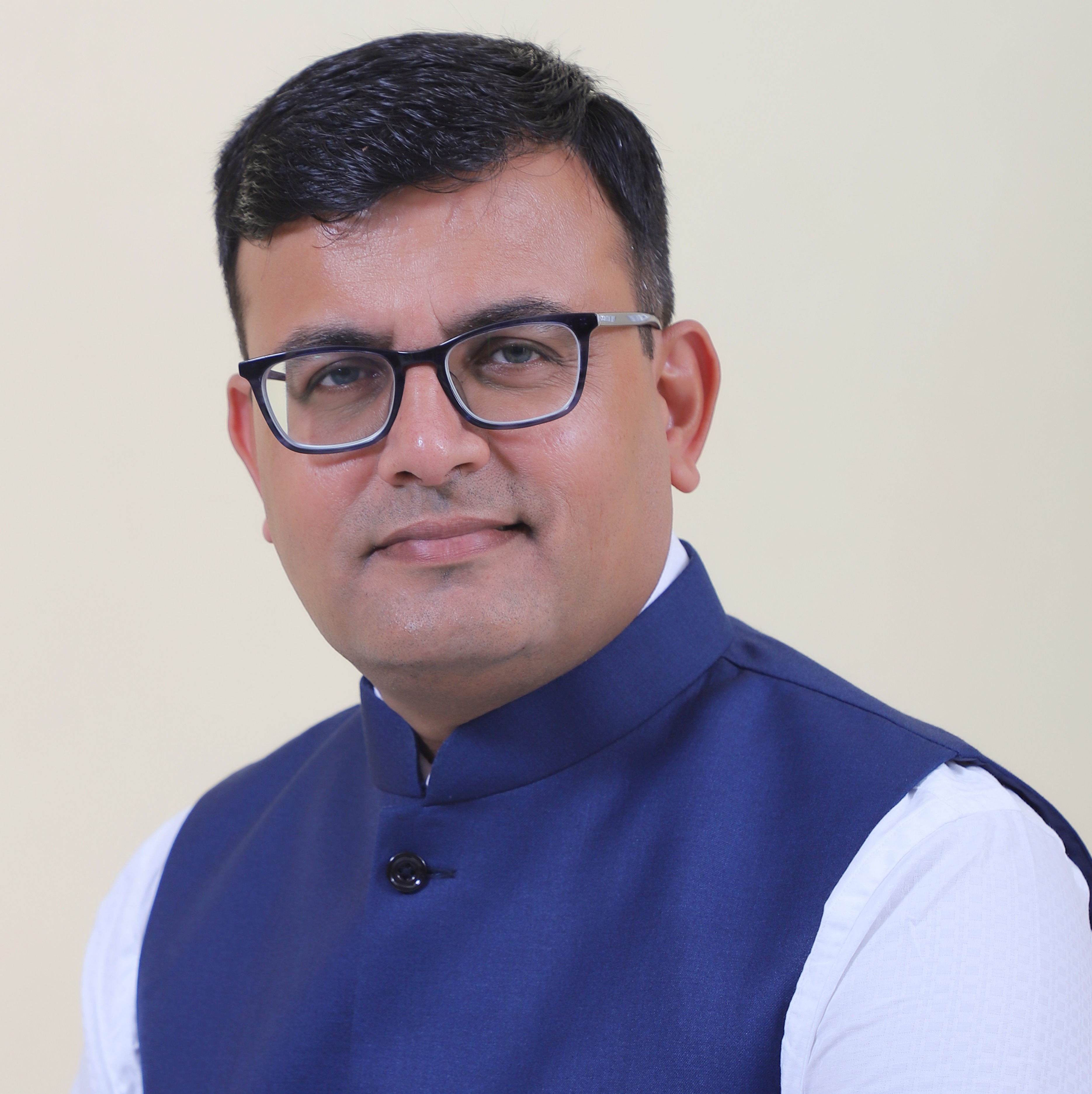 Sanjeev Mundhra | Invest Assure Consultants | Kolkata