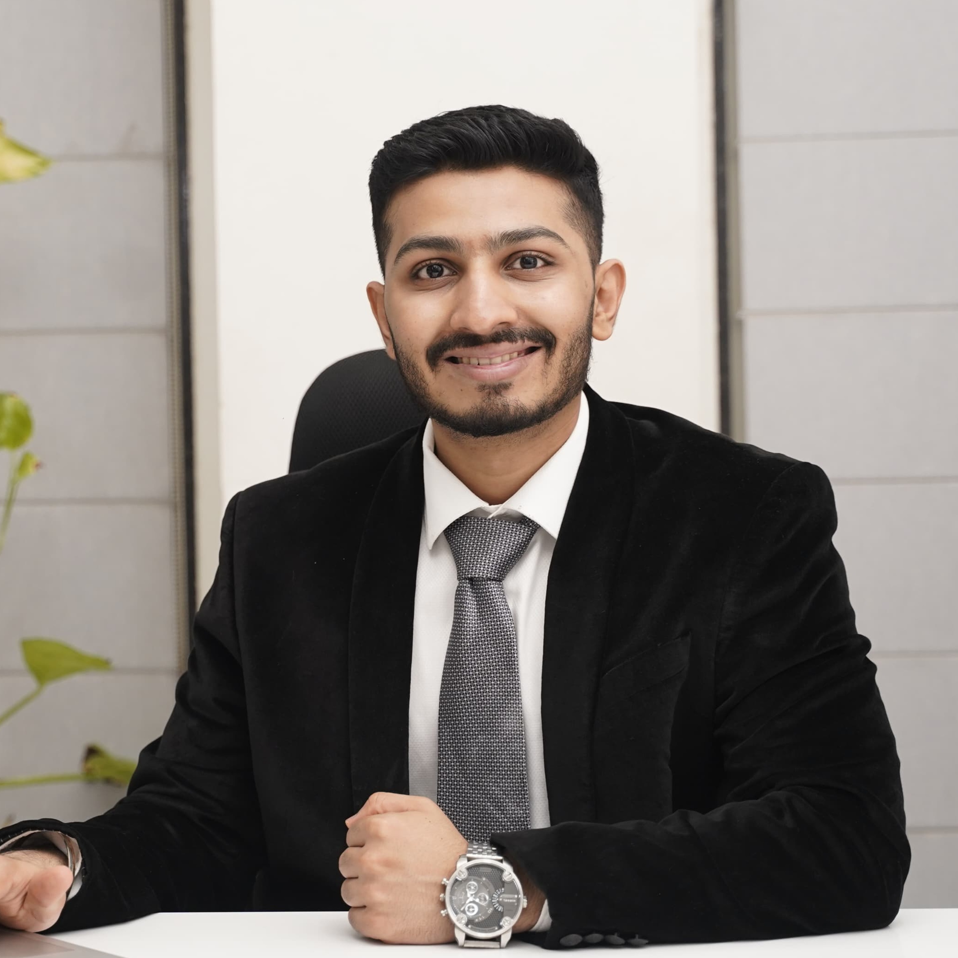 Swaraj Jain | Finvestera IMF Pvt Ltd  | Jalgaon