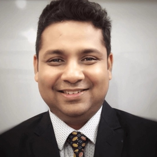 CA VICKY SOLANKI | Manisons Management Services Pvt Ltd | Mumbai